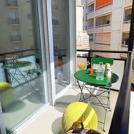 Stylish Modern Unbeatable Location