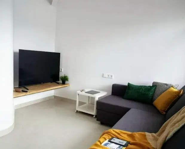 Apartman Stylish Modern Unbeatable Location *