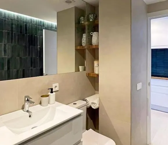 Stylish Modern Unbeatable Location * Μαρμπέλλα